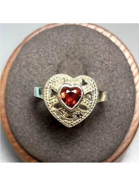 Vintage Sterling Silver with Garnet Stone